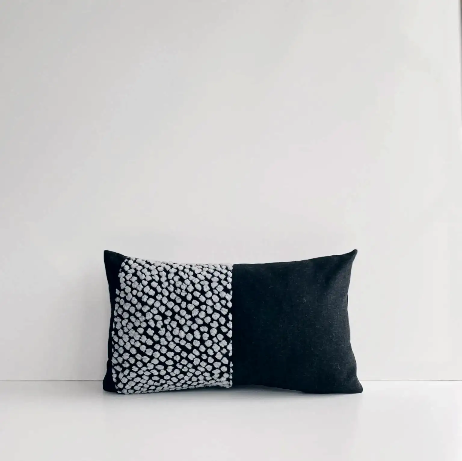 Puantiyeli Yastık Serisi