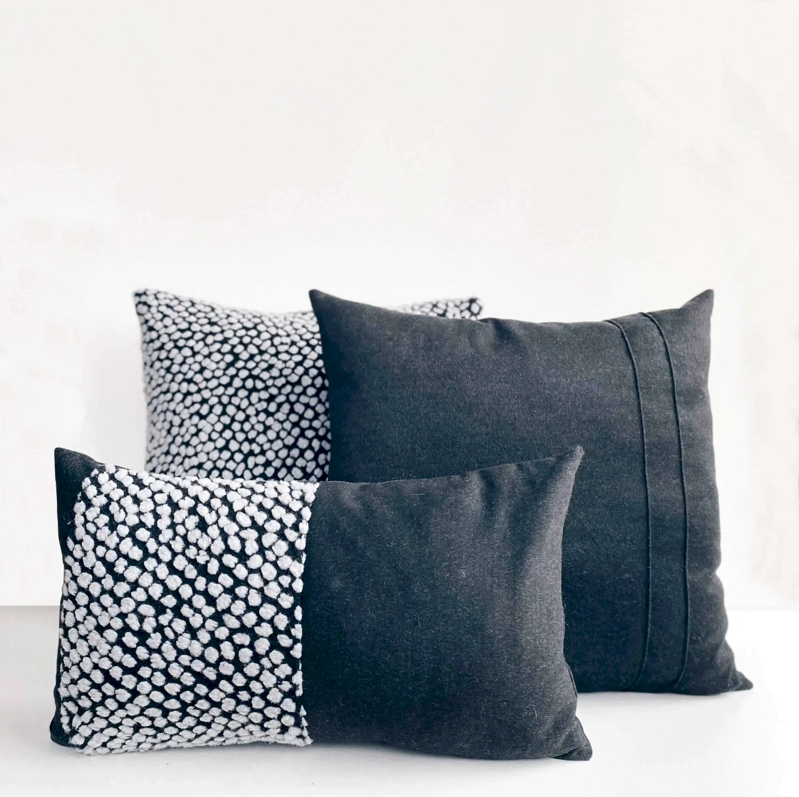 Puantiyeli Yastık Serisi